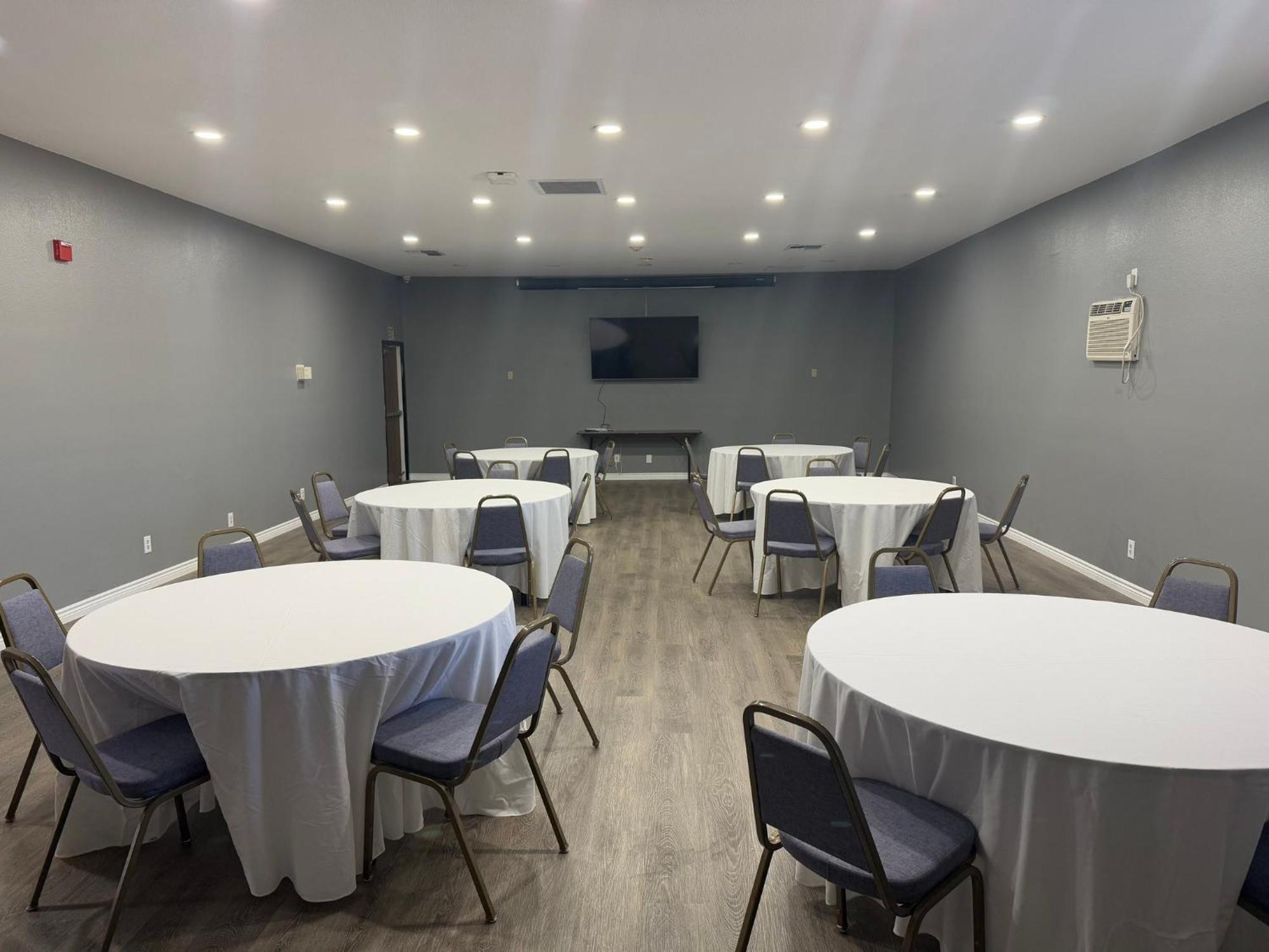 Red Roof Inn Ridgecrest Bagian luar foto